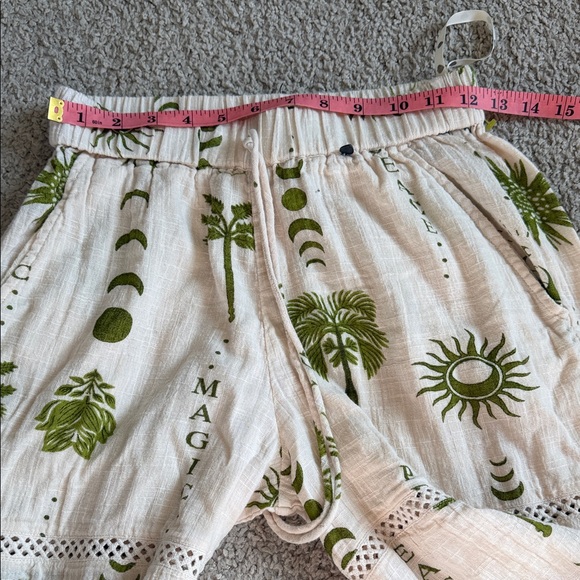 Women's set Cream and Green Patterned Wide-Leg Pants - Picture 13 of 15